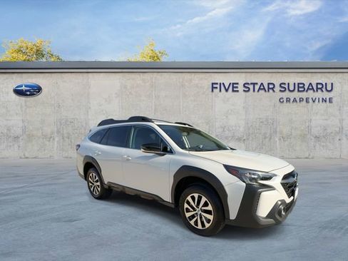 Used 2025 Subaru Outback Premium AWD/4WD image 2
