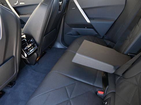 Certified 2025 BMW iX xDrive50 AWD/4WD image 13
