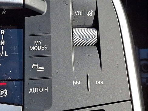 Certified 2025 BMW X1 xDrive28i w/ Convenience Package image 16