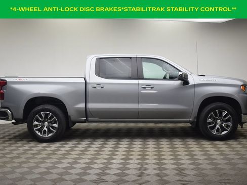 Used 2024 Chevrolet Silverado 1500 LT AWD/4WD image 15