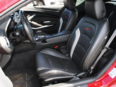 Used 2022 Chevrolet Camaro SS w/ Design Package 2 RWD image 14