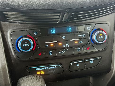 Used 2018 Ford Escape SE FWD image 22