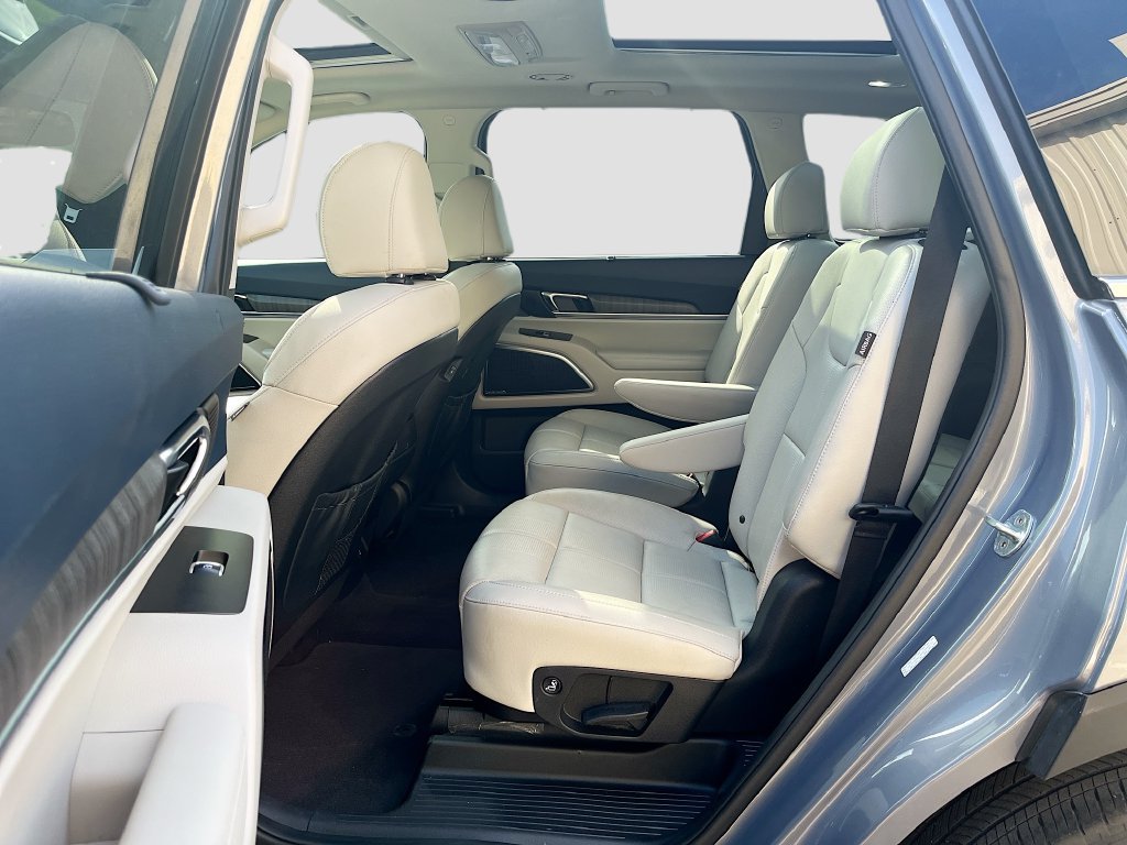 Used 2023 Kia Telluride SX AWD/4WD image 26