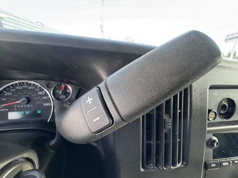 Used 2019 Chevrolet Express 3500 3500 3dr Cargo Van w/ Driver Convenience Package image 43