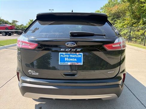 Used 2024 Ford Edge SEL AWD/4WD image 4