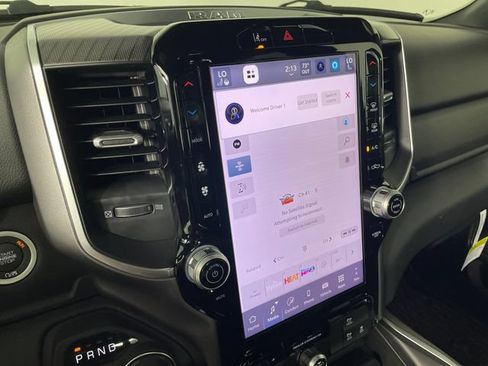 New 2026 RAM 1500 Big Horn AWD/4WD image 5