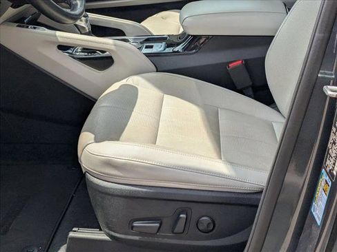 Used 2022 Kia Telluride EX w/ EX Premium Package image 16