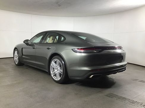 Certified 2022 Porsche Panamera 4 AWD/4WD image 3