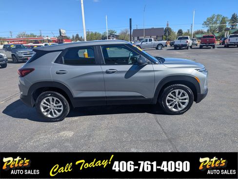 Used 2024 Chevrolet TrailBlazer LS w/ LS Confidence Package AWD/4WD image 5