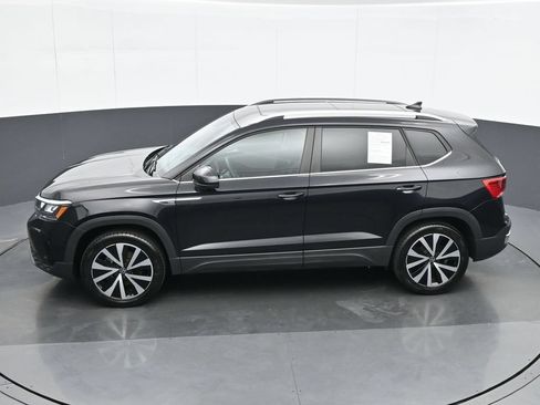 Used 2022 Volkswagen Taos SE AWD/4WD image 18