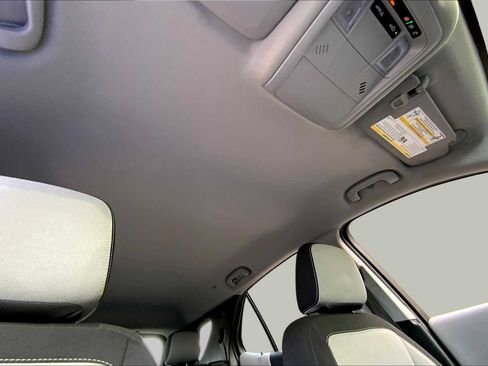 Used 2020 Chevrolet Equinox LS AWD/4WD image 14