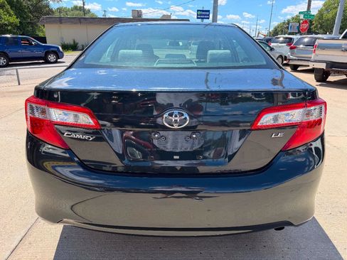 Used 2014 Toyota Camry LE FWD image 6