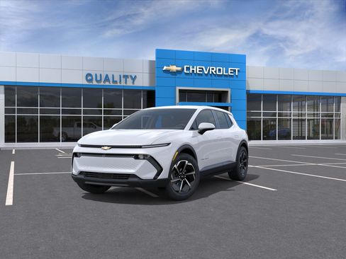 New 2026 Chevrolet Equinox EV LT FWD image 32