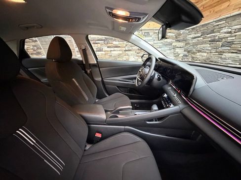 Certified 2024 Hyundai Elantra SEL FWD image 14