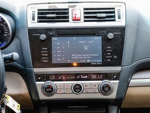 Used 2016 Subaru Outback 2.5i Limited AWD/4WD image 13