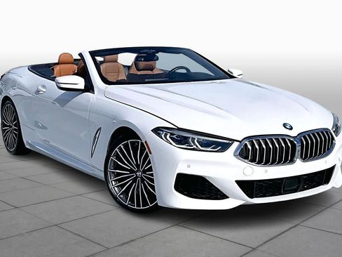 Used 2022 BMW 840i xDrive Convertible image 2