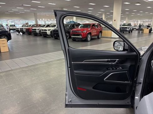 Used 2024 Kia Telluride SX X-Line AWD/4WD image 22