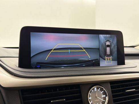 Certified 2022 Lexus RX 350L Premium w/ Premium Package image 27