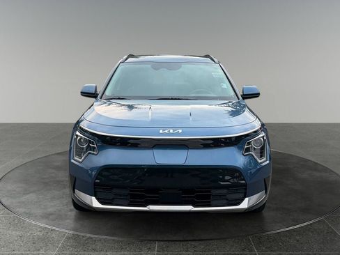 Used 2024 Kia Niro Wind FWD image 2