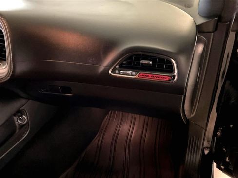 Used 2023 Dodge Challenger SRT Hellcat RWD image 32