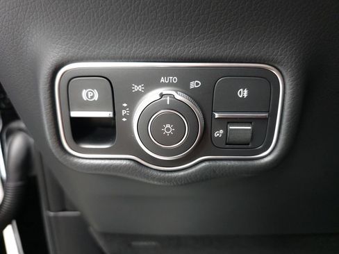 Used 2025 Mercedes-Benz G 580 w/ Manufactur Interior Package image 10