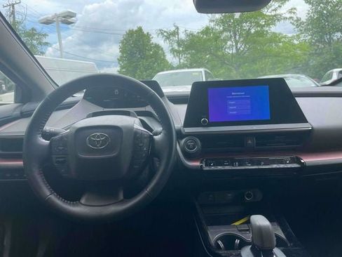 Used 2023 Toyota Prius Prime FWD image 14
