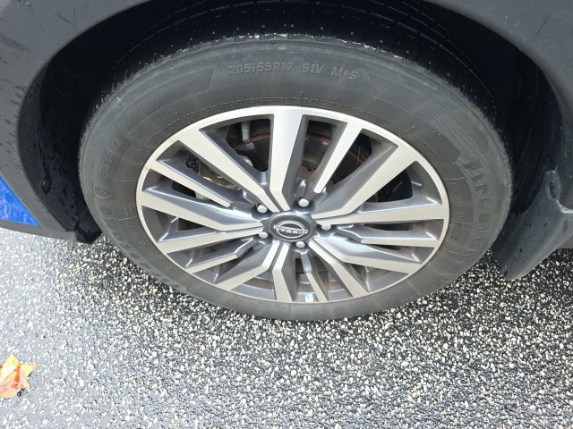 Certified 2024 Nissan Kicks SV FWD image 10