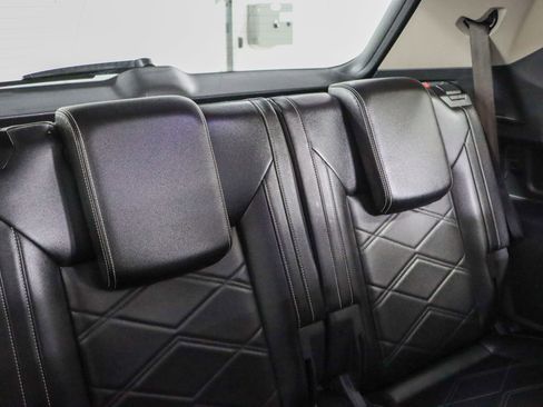 Used 2024 Volkswagen Atlas SE image 29