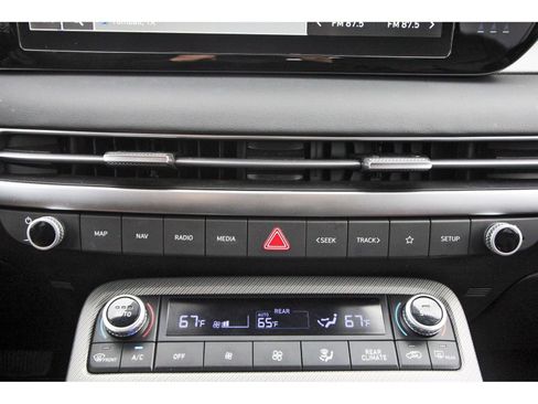 Used 2023 Hyundai Palisade SEL w/ Premium Package image 27