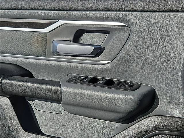 Used 2021 RAM 1500 Big Horn AWD/4WD image 11