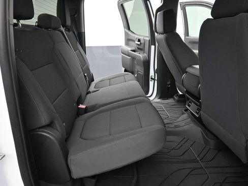 Used 2020 Chevrolet Silverado 1500 Custom Trail Boss w/ Custom Convenience Package AWD/4WD image 23
