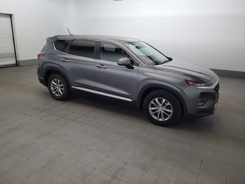 Used 2019 Hyundai Santa Fe SE FWD image 11