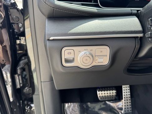 New 2025 Mercedes-Benz GLS 450 4MATIC image 21