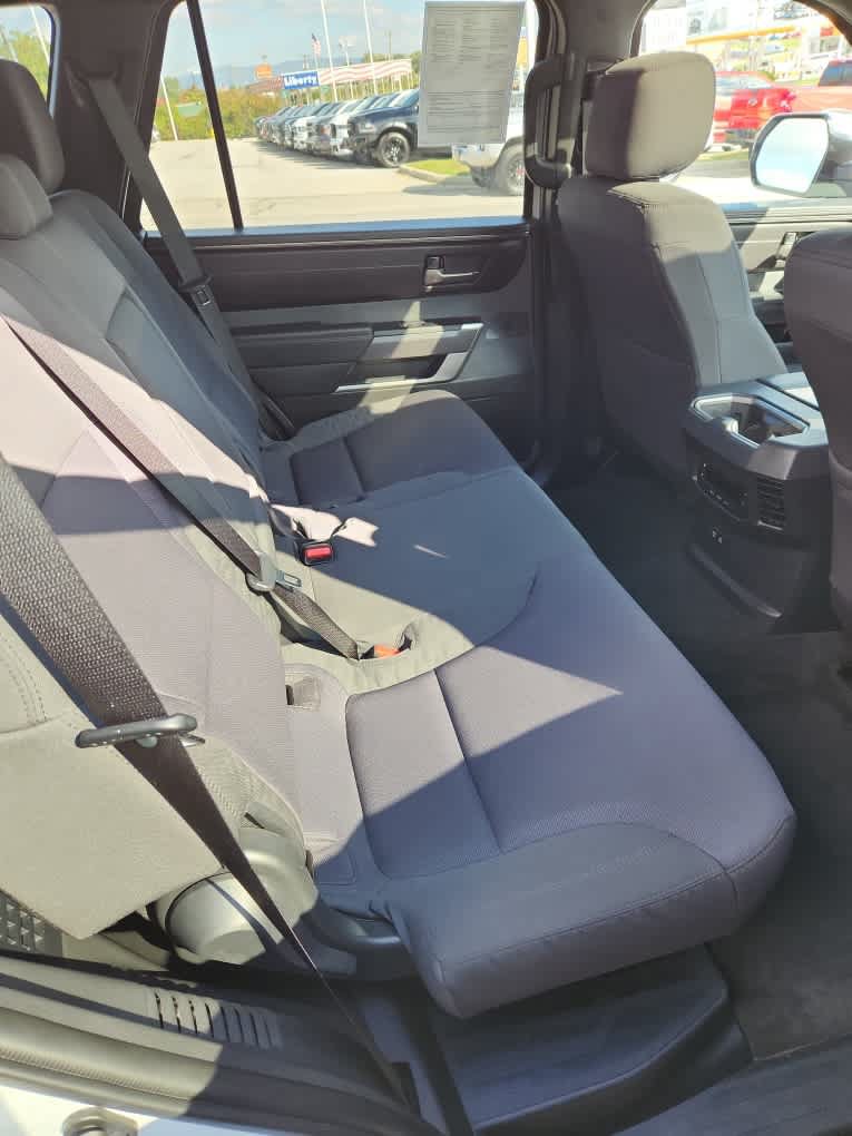Used 2025 Toyota Sequoia SR5 AWD/4WD image 29