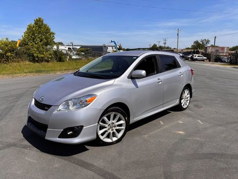 Used 2009 Toyota Matrix XRS FWD image 6