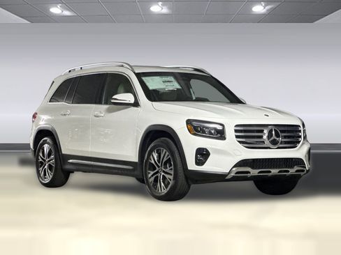 Used 2026 Mercedes-Benz GLB 250 image 6
