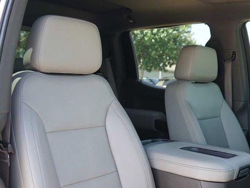 Used 2019 GMC Sierra 1500 SLT RWD image 27