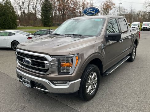 Certified 2022 Ford F150 XLT w/ Equipment Group 302A High image 8