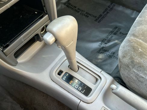 Used 1999 Toyota Corolla VE image 14