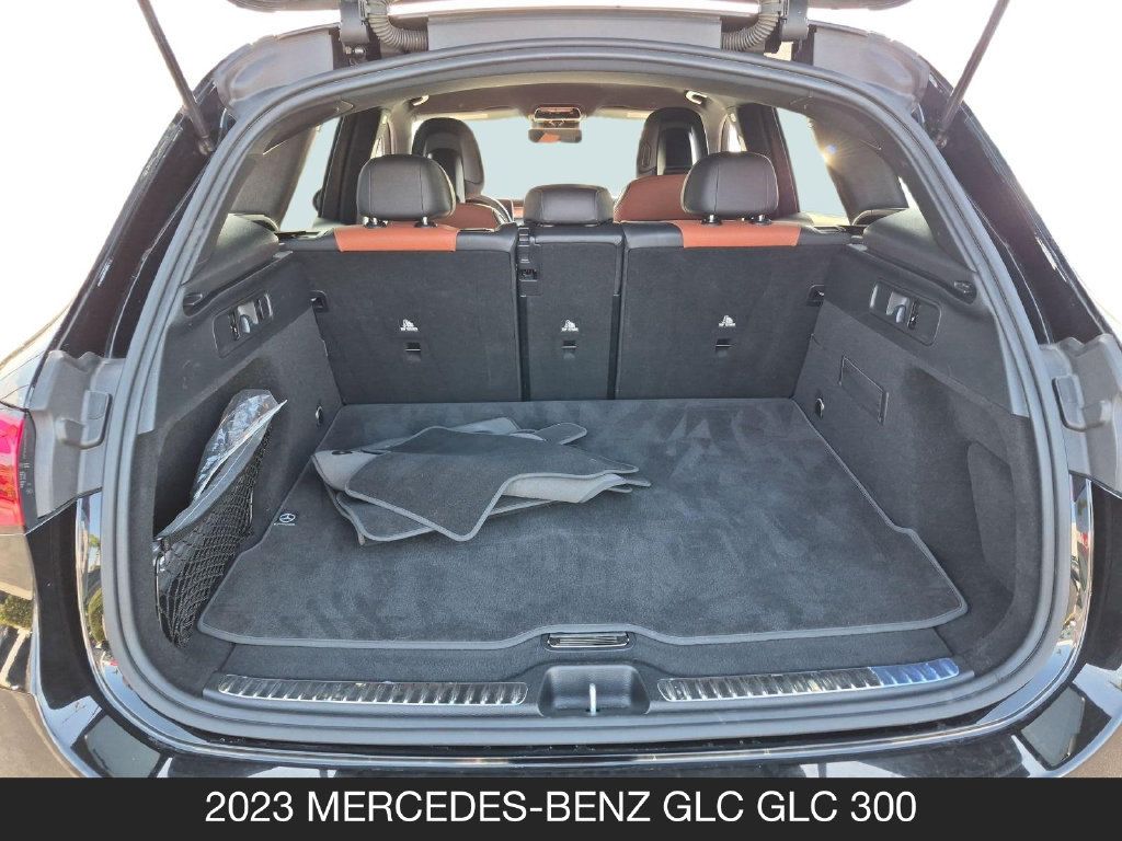 Used 2023 Mercedes-Benz GLC 300 image 24