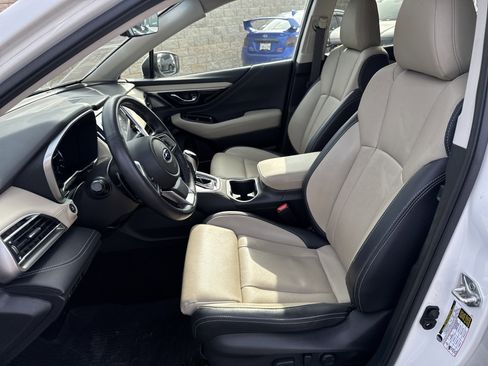 Certified 2022 Subaru Outback Limited image 27