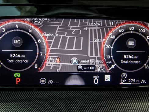 Used 2025 Volkswagen GTI SE FWD image 40