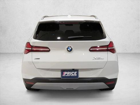 Used 2025 BMW X3 xDrive30i w/ Convenience Package image 7