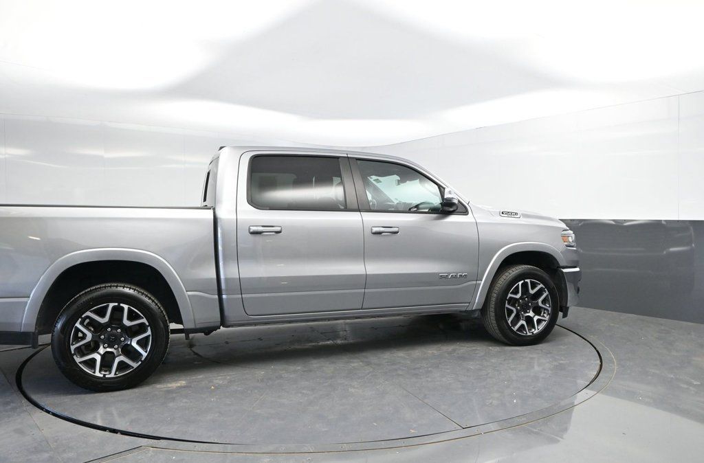 Used 2025 RAM 1500 Laramie AWD/4WD image 8
