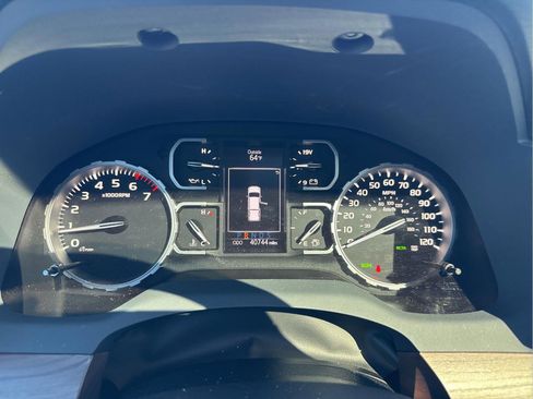 Used 2019 Toyota Tundra Limited image 43