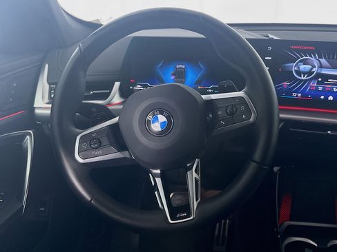 Used 2025 BMW X1 xDrive28i AWD/4WD image 18
