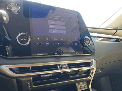 Used 2024 Lexus RX 350 FWD w/ Technology Package image 25