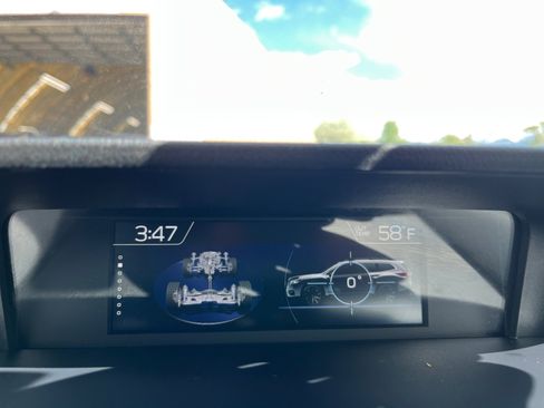 Used 2022 Subaru Ascent Limited w/ Technology Package image 27