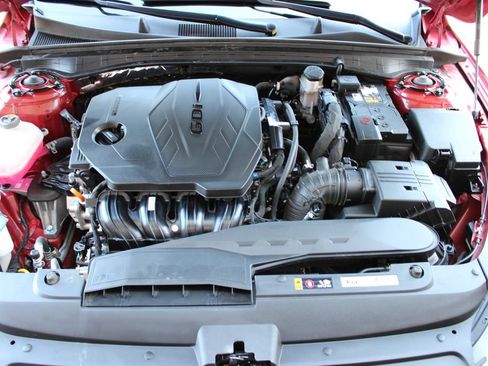Used 2025 Kia K5 LXS FWD image 43