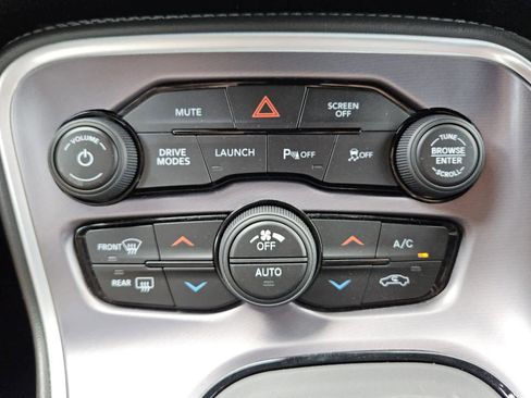Used 2019 Dodge Challenger R/T Scat Pack w/ Shaker Package RWD image 9